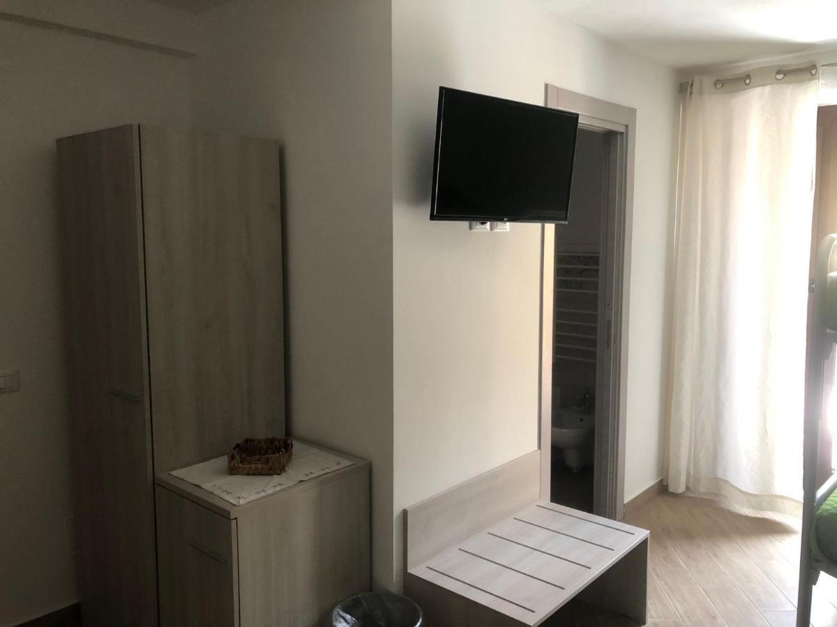 לינה וארוחת בוקר פטראליה סופראנה La Casa Del Borgo מראה חיצוני תמונה